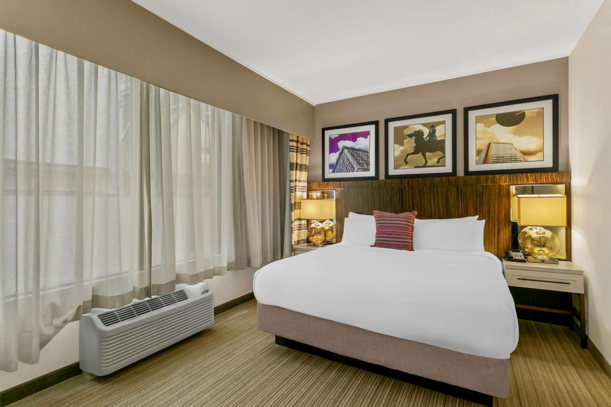 Sonesta Hotel Baltimore Inner Harbor Екстериор снимка
