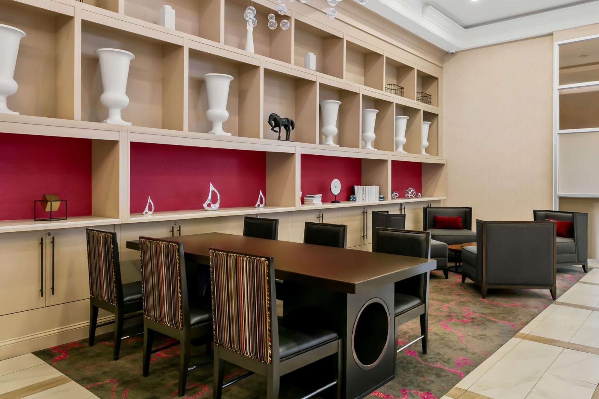 Sonesta Hotel Baltimore Inner Harbor Екстериор снимка